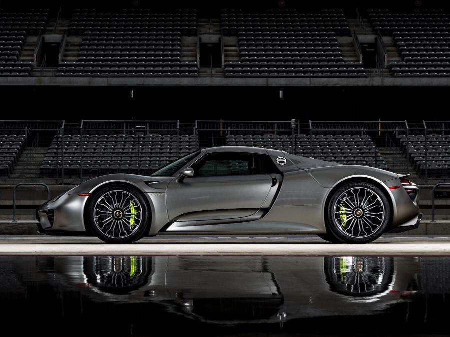  Porsche 918 Spyder 2014 года  (US) (фото 23 из 28)